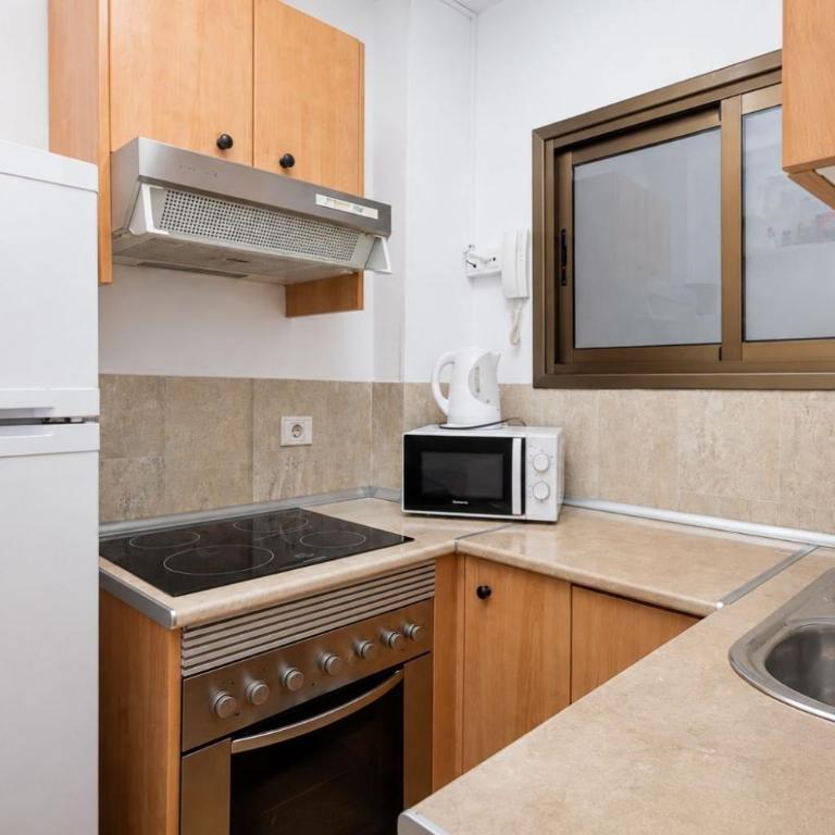 GuestReady - Las Canteras Beach Escape - Apartment - 5