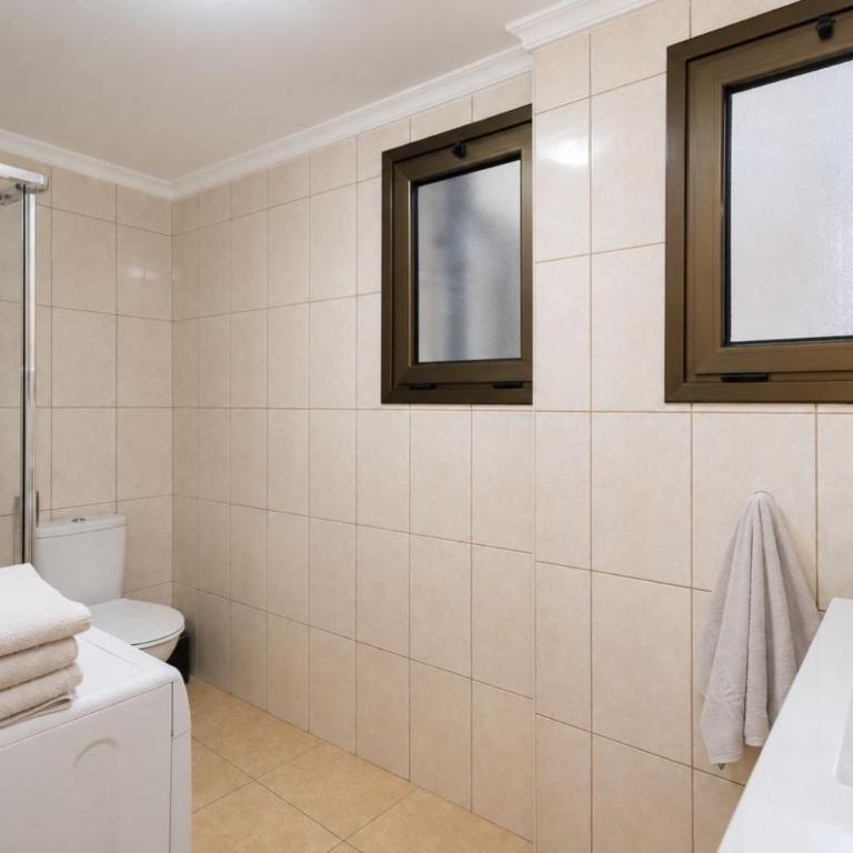 GuestReady - Las Canteras Beach Escape - Apartment - 16