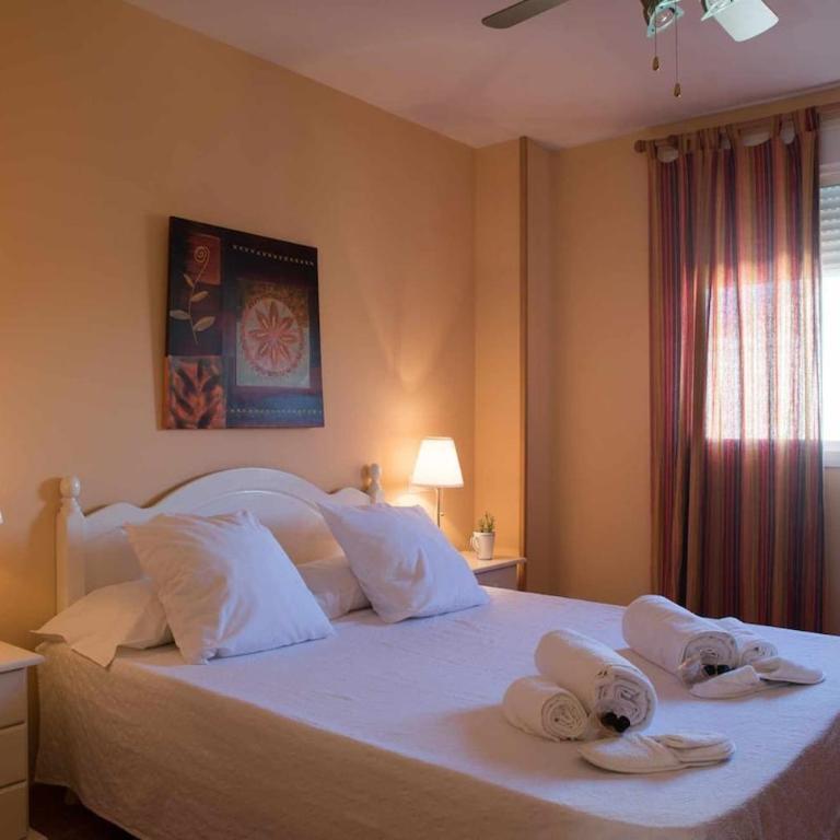 Tu adosado con piscina y pádel en Oropesa 55 - Casa de 3 dormitorios - 5