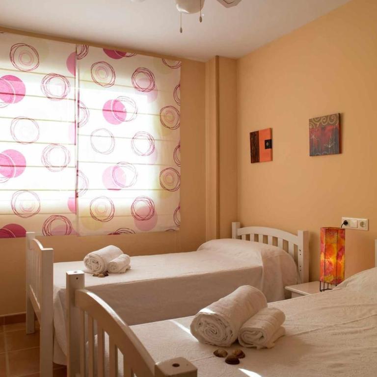 Tu adosado con piscina y pádel en Oropesa 55 - Casa de 3 dormitorios - 20