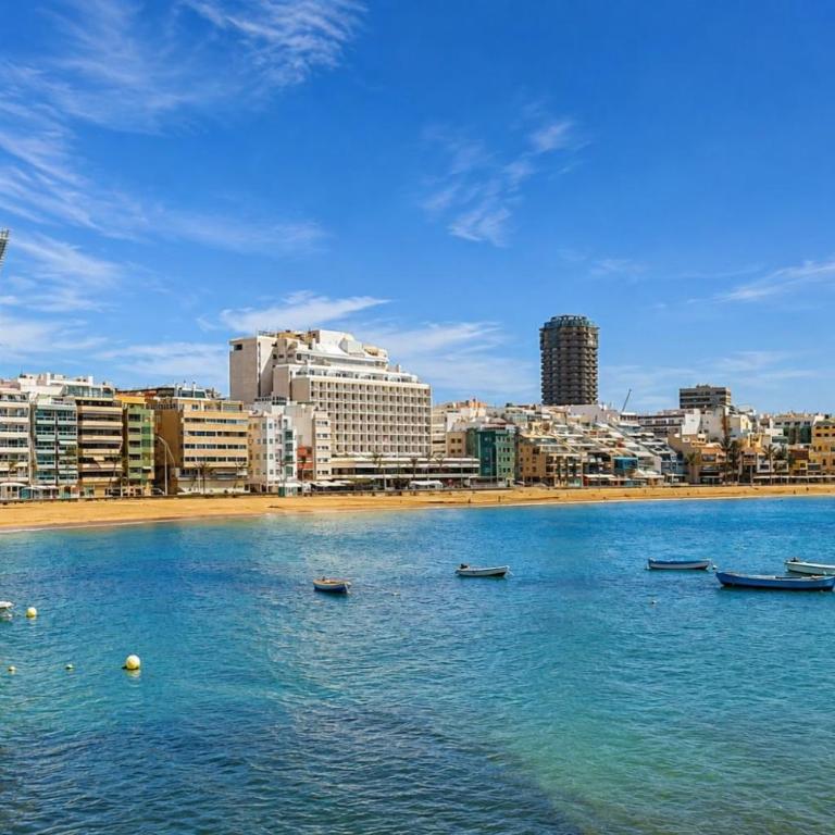 GuestReady - Las Canteras Shoreline - Apartment - 23