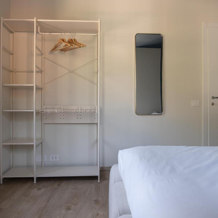 Diamond suite Apartment - 2 min walk to Bernina Express - Superior Apartment with City View - 14