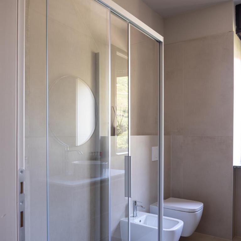 Diamond suite Apartment - 2 min walk to Bernina Express - Superior Apartment with City View - 20