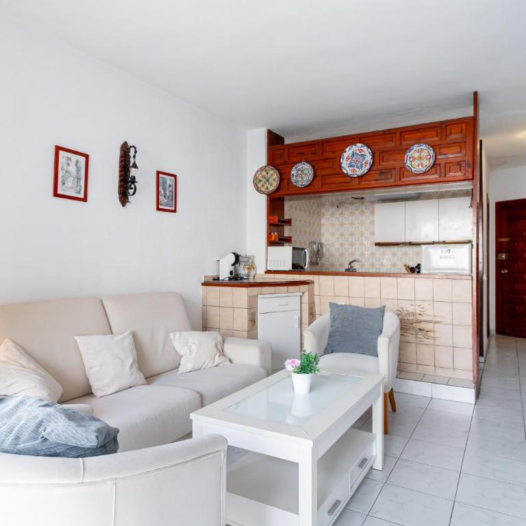 Corona 204 Apartments Casasol - Casa - 2
