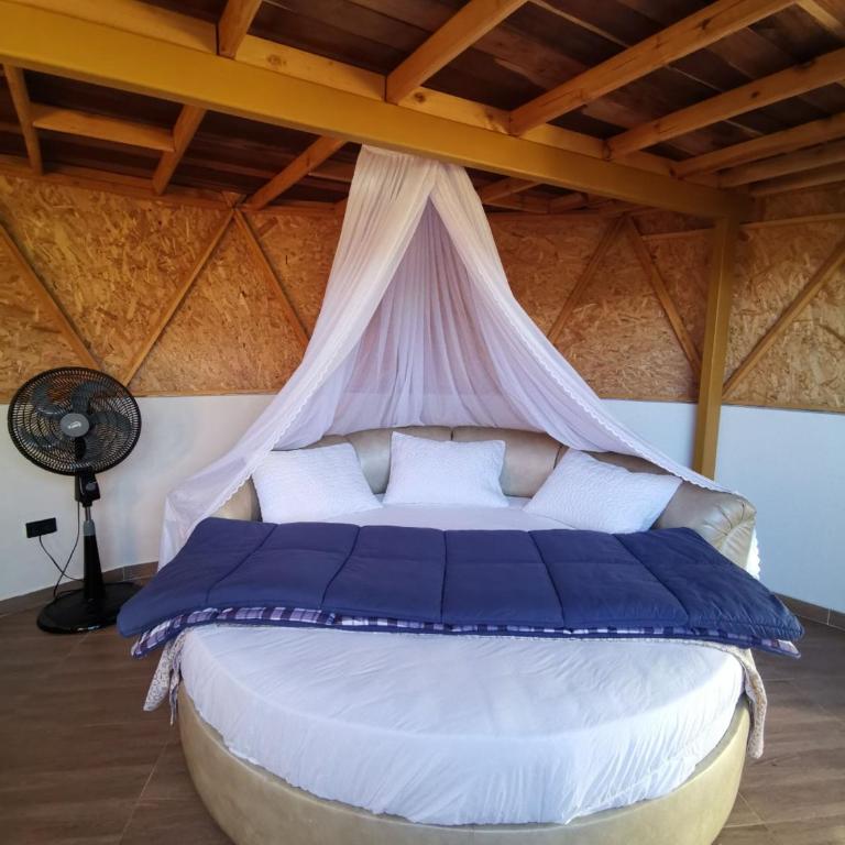Charming Lodge Retreat in Tinjac, Colombia - Habitación Familiar - 10