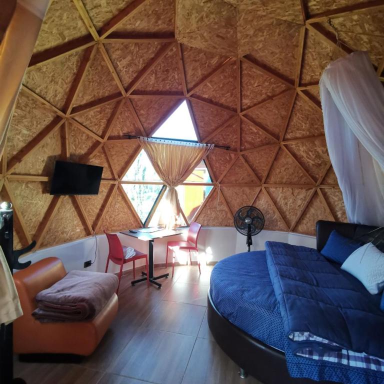 Charming Lodge Retreat in Tinjac, Colombia - Habitación Familiar - 16