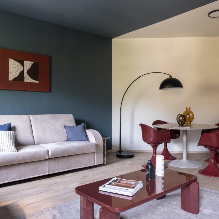 Diamond suite Apartment - 2 min walk to Bernina Express - Superior Apartment with City View - 4