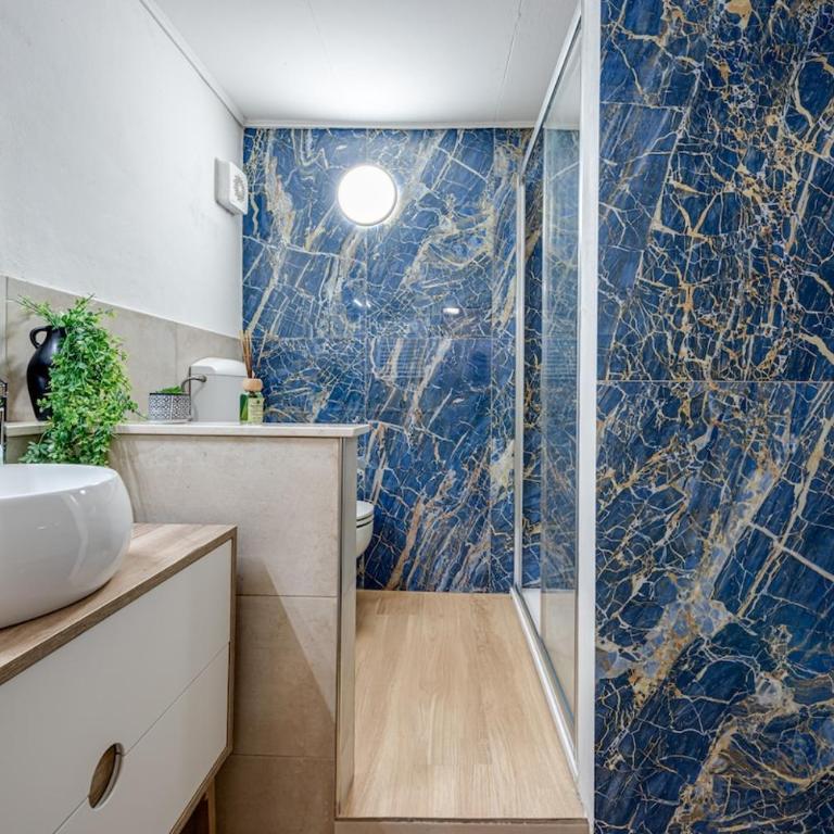 Signoria & Duomo - Historic Florence Home - One-Bedroom Apartment - 3