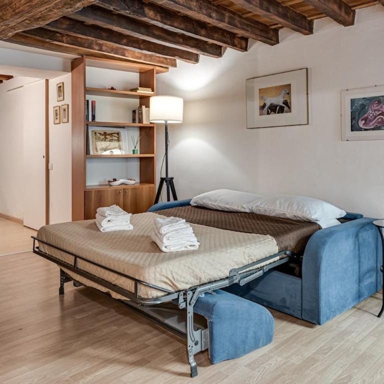 Signoria & Duomo - Historic Florence Home - One-Bedroom Apartment - 19