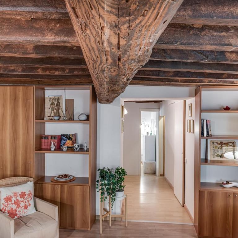 Signoria & Duomo - Historic Florence Home - One-Bedroom Apartment - 23