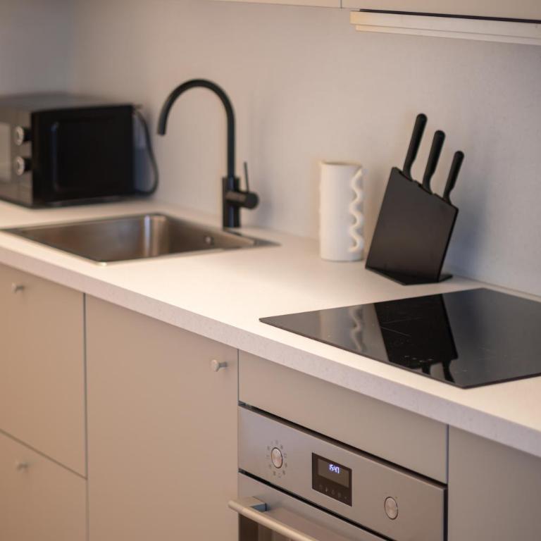 Diamond suite Apartment - 2 min walk to Bernina Express - Superior Apartment with City View - 26