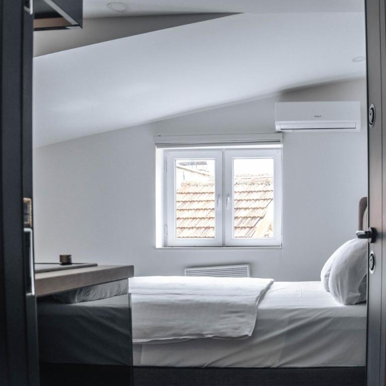 Engadin's Modern Central Studio - Studio Double Deluxe - 11