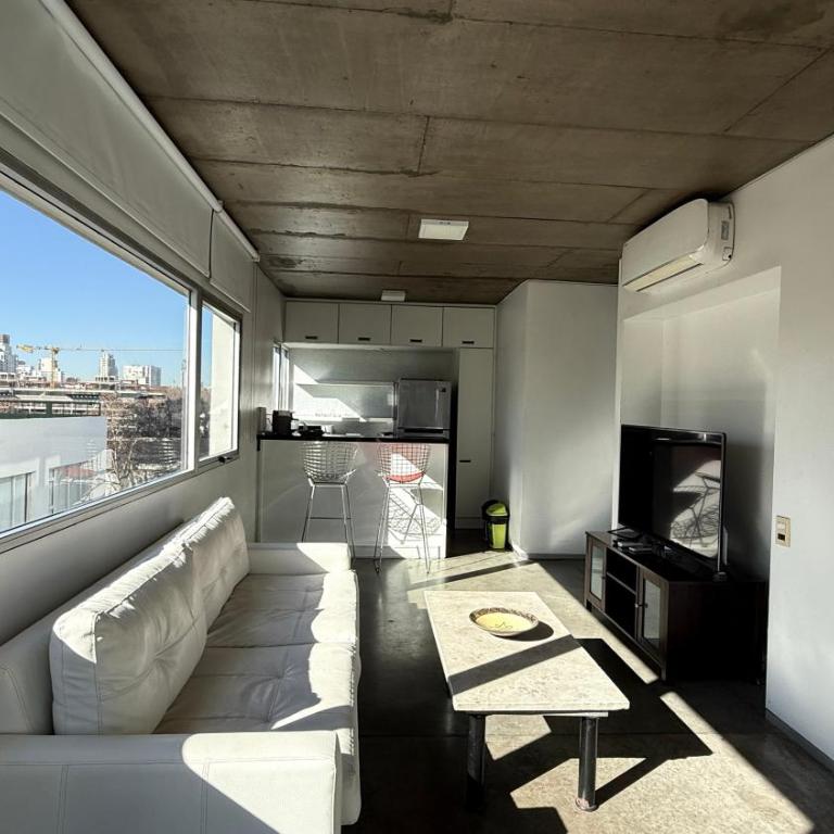 One-Bedroom Apartment with Balcony - Apartamento Deluxe - 4