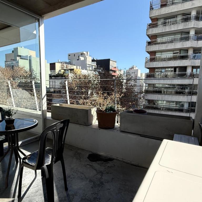 One-Bedroom Apartment with Balcony - Apartamento Deluxe - 12