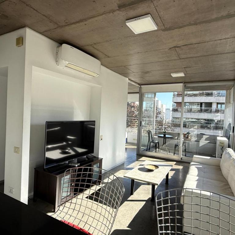 One-Bedroom Apartment with Balcony - Apartamento Deluxe - 11