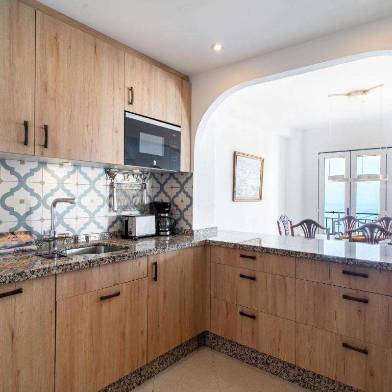 Bahia 46 Apartments Casasol - Apartment with Sea View - 13