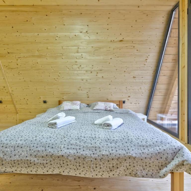 Cigota Hills Red Chalets - Tent - 36