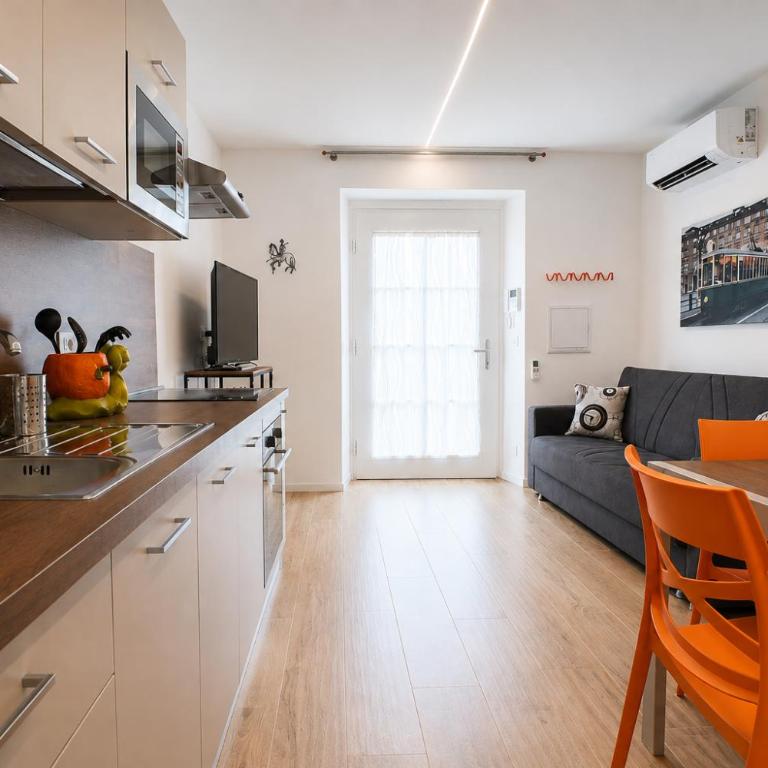 Porta Susa Turin Loft & Metro & Train Station - Appartamento con 1 Camera da Letto - 1