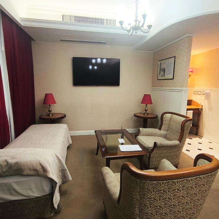 Tanguero Hotel Boutique Antique - Superior Triple Room - 16