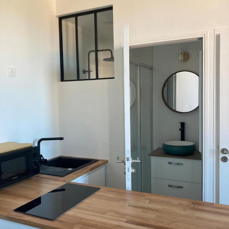 Charmant T2 à 5 min de la Gare - Jardin des plantes - One-Bedroom Apartment - 10