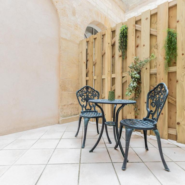 Magnifique Appartement avec Clim & Patio au coeur des Chartrons - Appartement 1 Chambre Deluxe - 12
