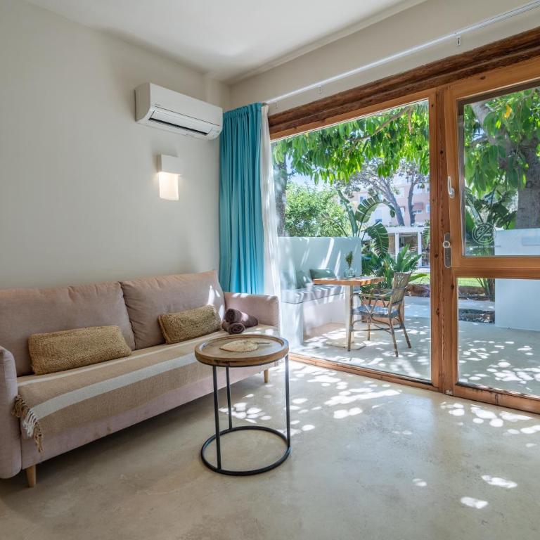 Boho Suites Denia - Suite con vistas al jardín - 9
