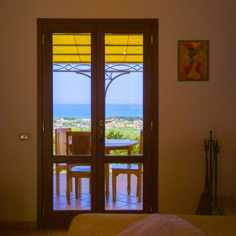 Solemar Sicilia - Le Casette Di Calzata - Camera Familiare con Vista Mare - 14