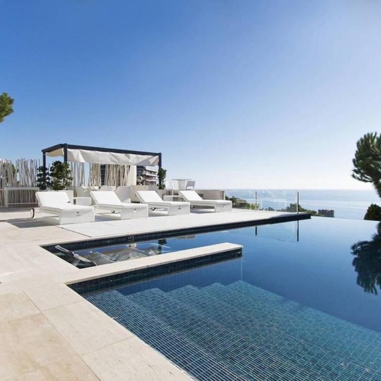 Espectacular casa con vistas panorámicas - Casa de 5 dormitorios - 1