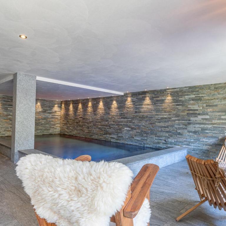 Luxueux appartement avec piscine, WiFi et parking à Val-d'Isère - FR-1-694-102 - Appartement - 14