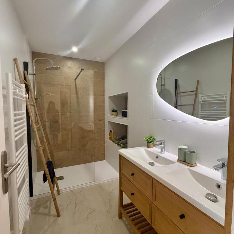 Porte d'Annecy, ferme rénovée avec jardin - Appartement 3 Chambres - 11