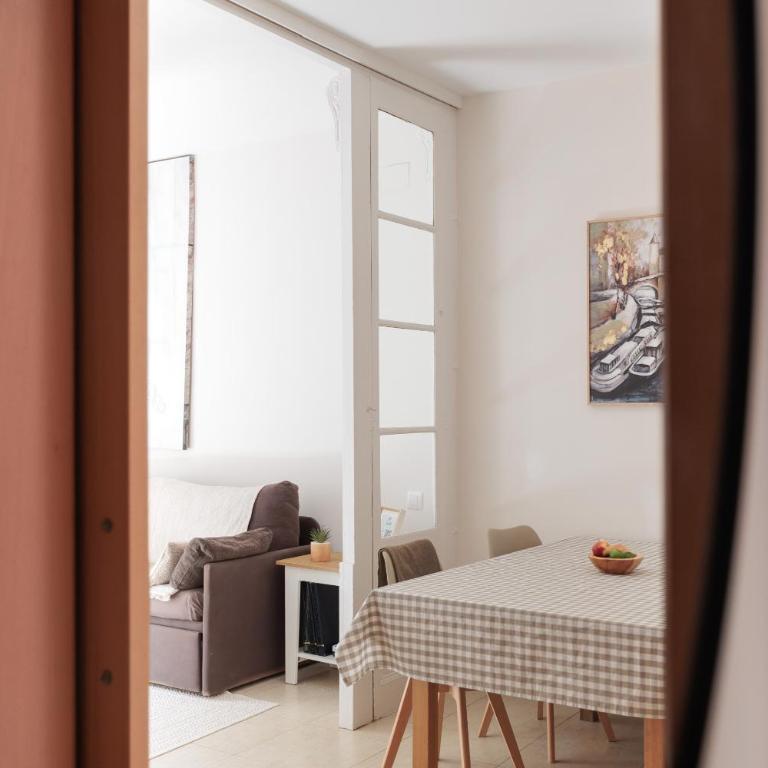 Gothic Quarter, beautiful views of the Roman wall! - Apartment - 5