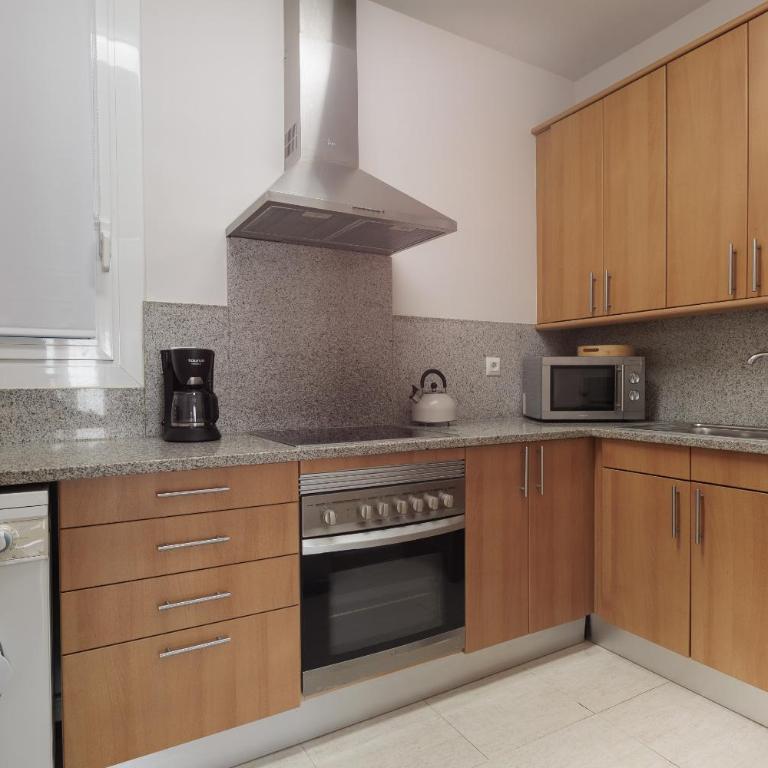 Gothic Quarter, beautiful views of the Roman wall! - Apartment - 16