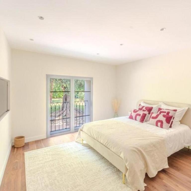 Exclusive Stunning Views Pool - Villa - 11