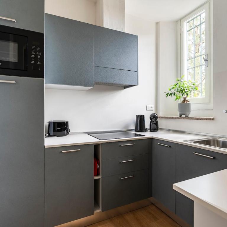 Urban Hideaway Florence - Two-Bedroom Apartment - 8