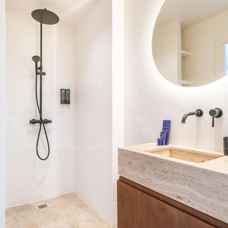 Peaceful 4BR Townhouse with Rooftop Terrace REMS - Maison 4 Chambres - 14