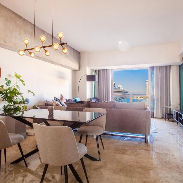 Premium Deck12 Getaway, Steps to Casino - Apartment mit 2 Schlafzimmern und Stadtblick - 25