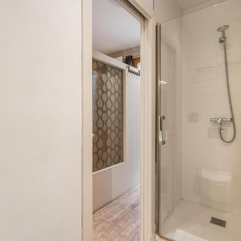 Central 6BR4BA Modern AC Fiber WiFi - Apartment - 42