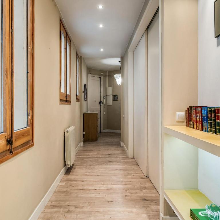 Central 6BR4BA Modern AC Fiber WiFi - Apartment - 50