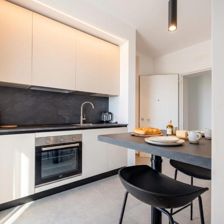 The Essential Suite VI - Private Parking - Apartamento - 17