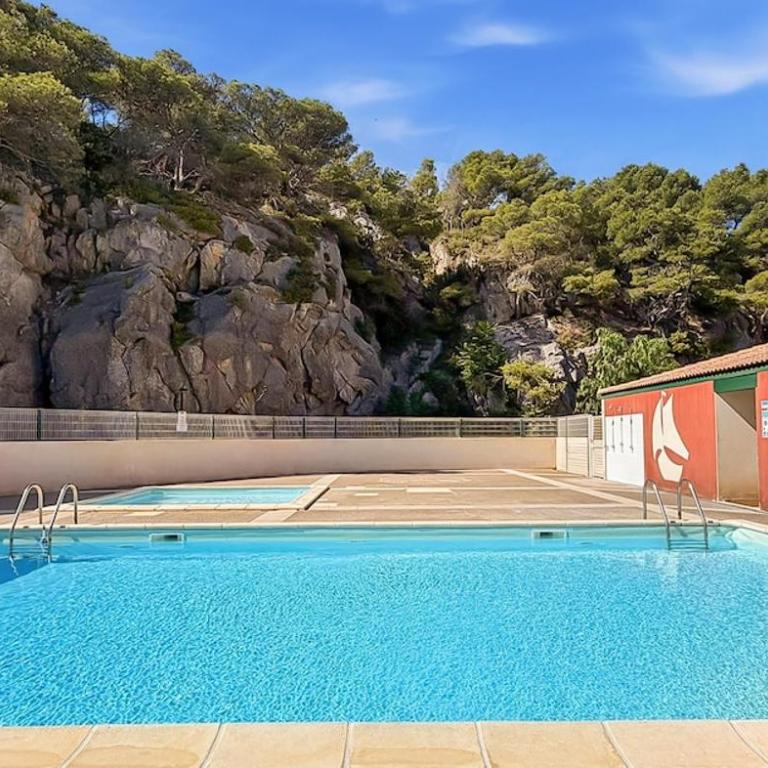Pool, beach, terrace & sports - Appartement 3 Chambres - 6