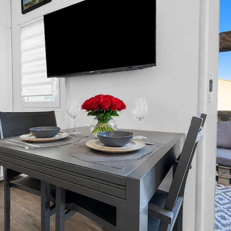 Pool, beach, terrace & sports - Appartement 3 Chambres - 9