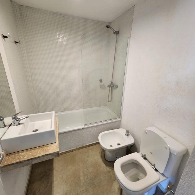 Studio apartment with balcony and pool - Apartamento de 2 dormitorios - 9