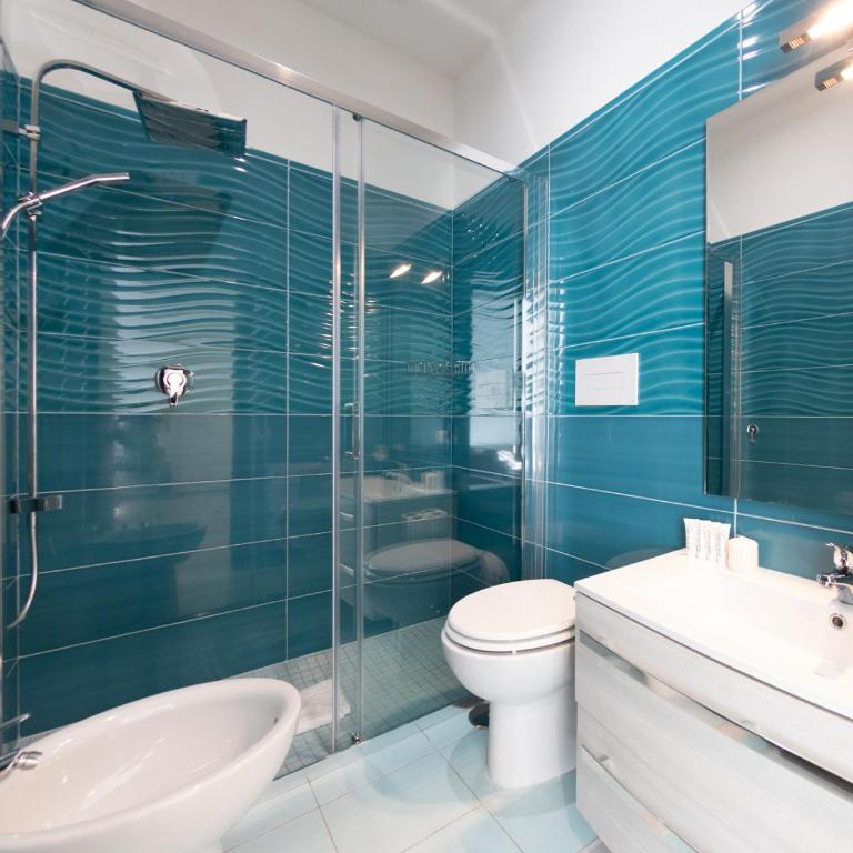 The Best Rent - Termini Apartments - Three-Bedroom Apartment - Via Enrico Cialdini, 13 - 20