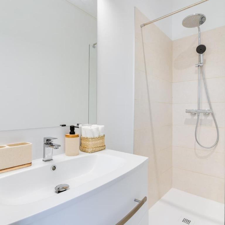 Appartment T3 Corniche Kennedy - Front Mer - Vallon - Apartment mit 2 Schlafzimmern und Meerblick - 28