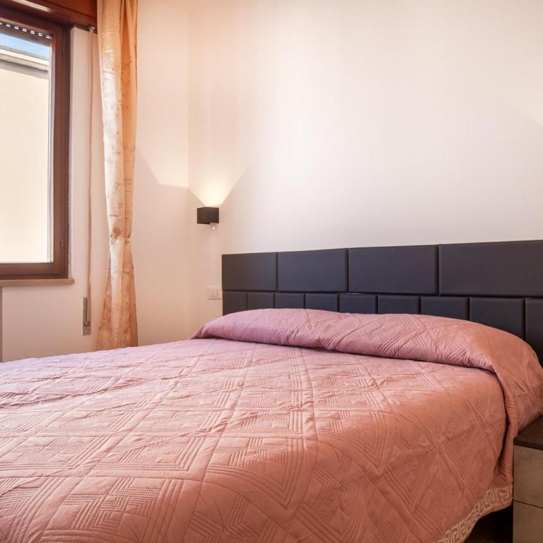 Casa Venezia Stazione - Chambre Triple Basique avec Salle de Bains Commune - 8