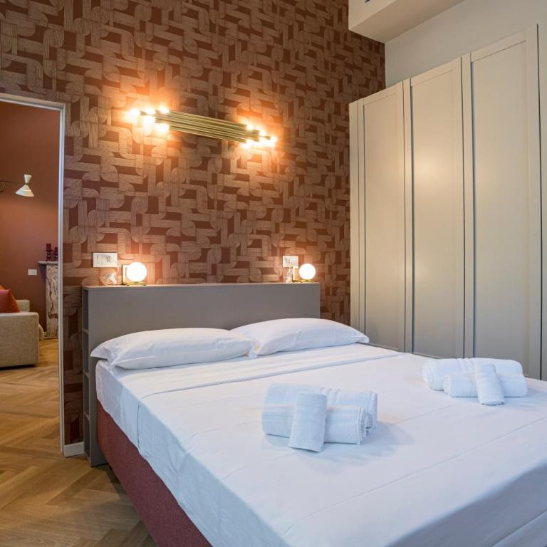 TheLuxe Residences - Deluxe One-Bedroom Apartment - 5