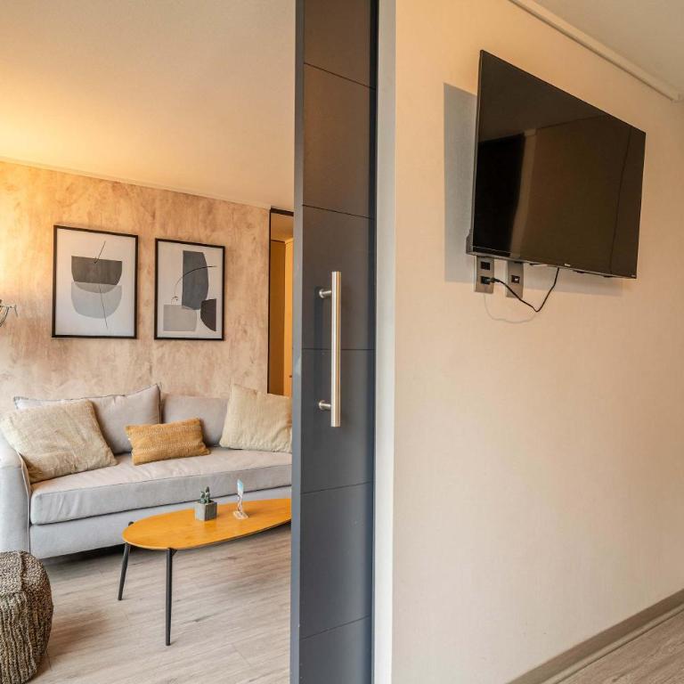 HOM I Santiago Cálido Wifi Terraza Calefactor - Apartment - 47