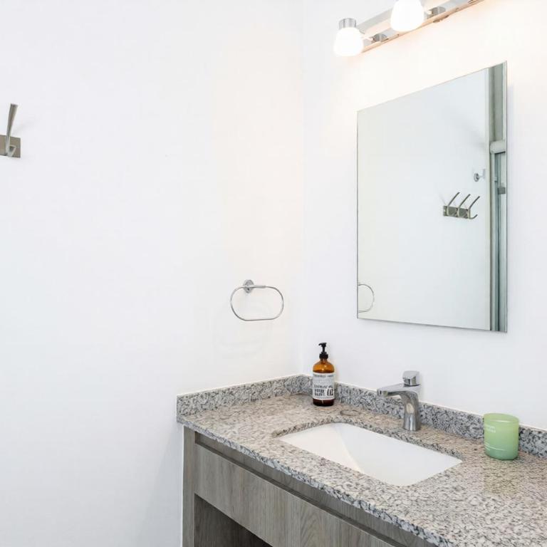 Stylish & bright contemporary 3BD I Pool! - Maison 3 Chambres - 20