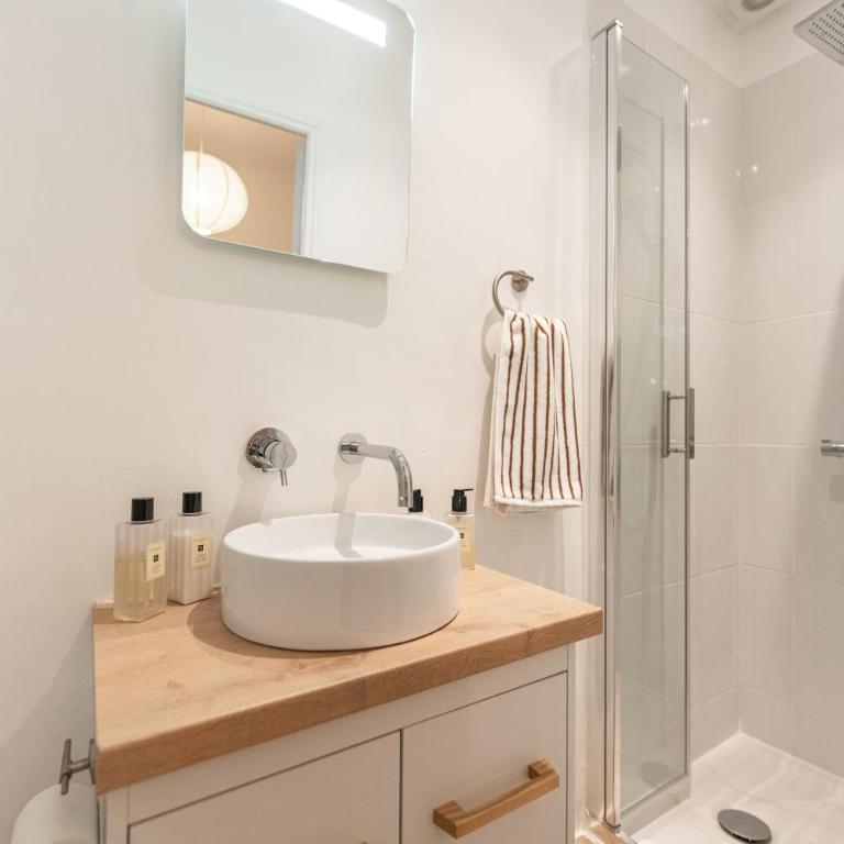 Appartement, 2 pièces Traversant, Balcon, Cannes & Forville & Suquet - Appartement 1 Chambre - 8