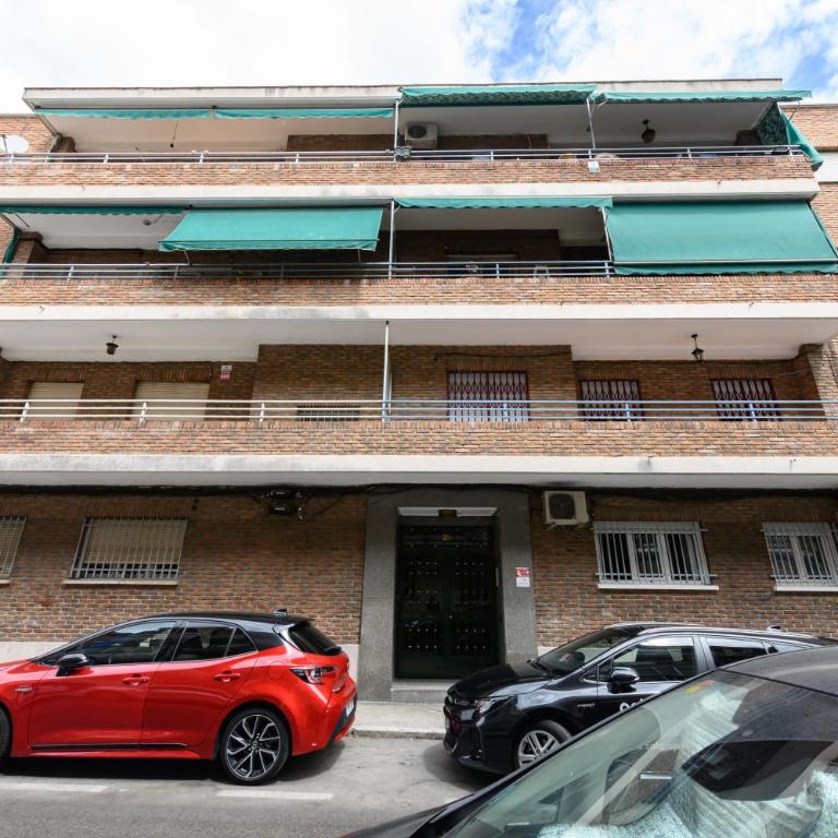 PAL202B - Piso de 4 dormitorios en Villaverde - Alquiler temporal - Apartment - 51